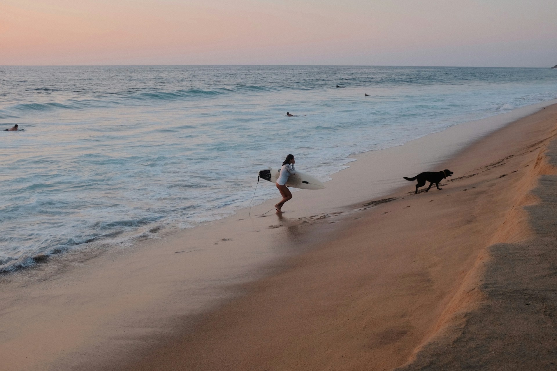 best-places-to-surf-in-april-surf-trip-finder